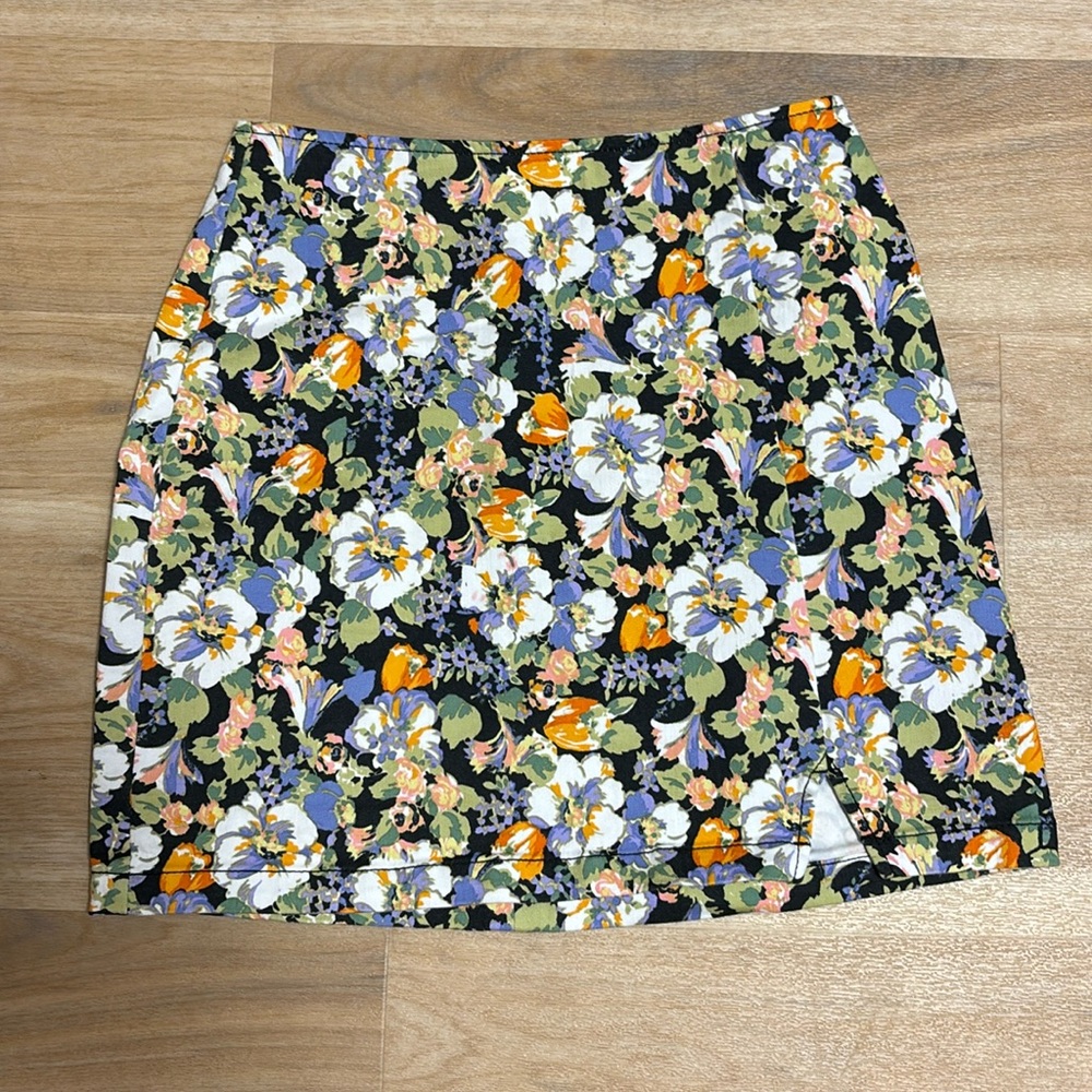 NWOT WildFable Floral Mini Skirt